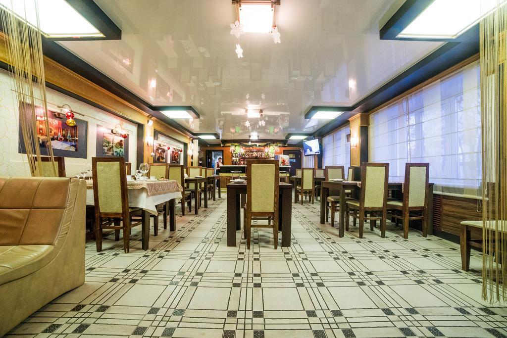 Amaks Vizit Hotel Homel Zewnętrze zdjęcie