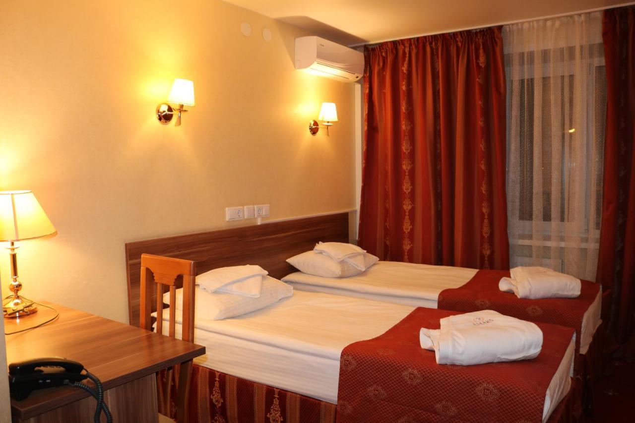 Amaks Vizit Hotel Homel Zewnętrze zdjęcie